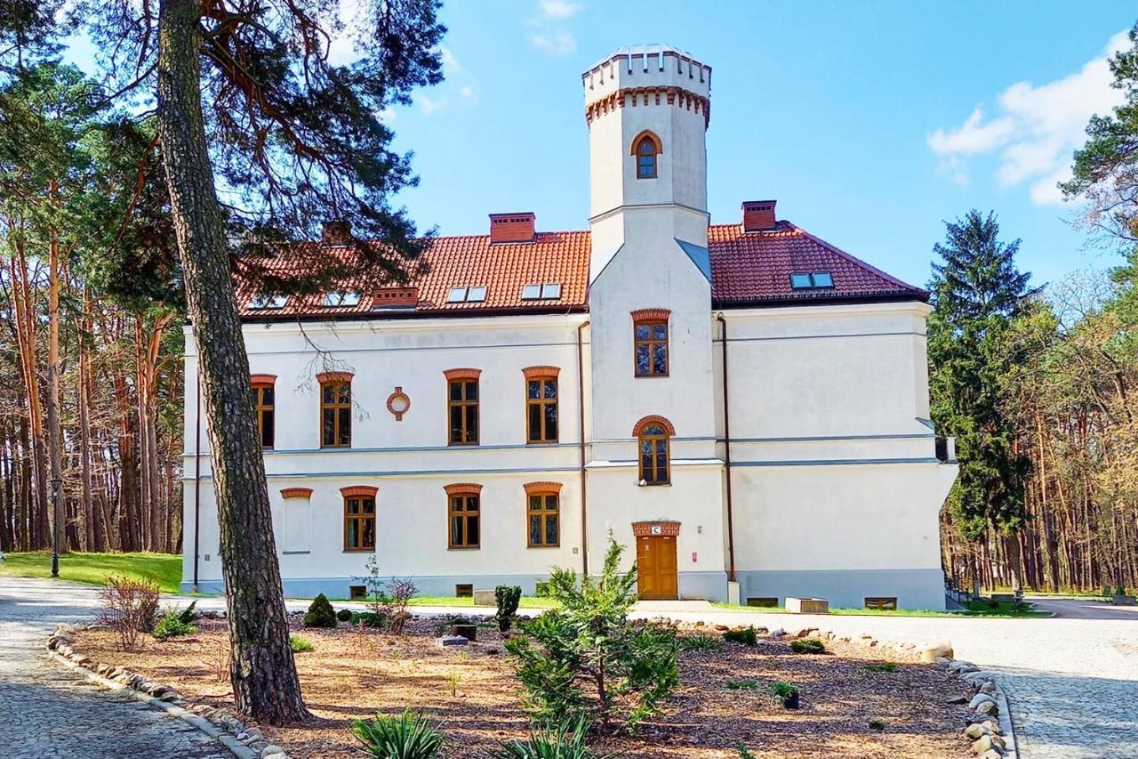 Hotel Dobry Zakatek Dom Rekolekcyjny Konstancin-Jeziorna Exterior foto