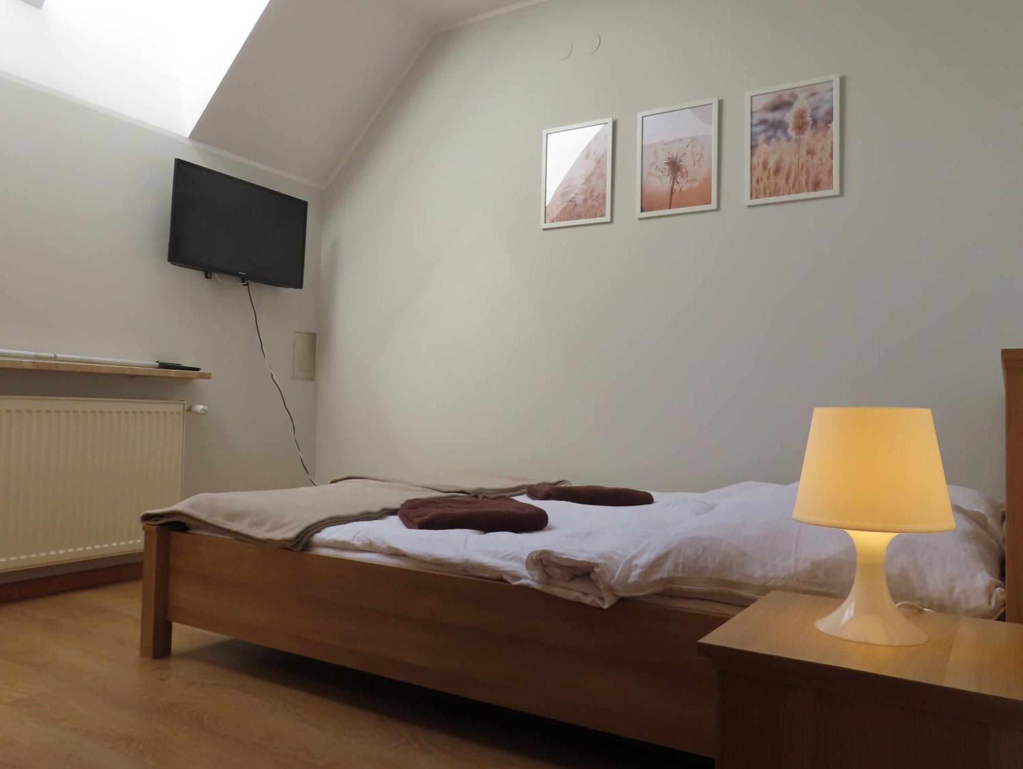 Hotel Dobry Zakatek Dom Rekolekcyjny Konstancin-Jeziorna Exterior foto