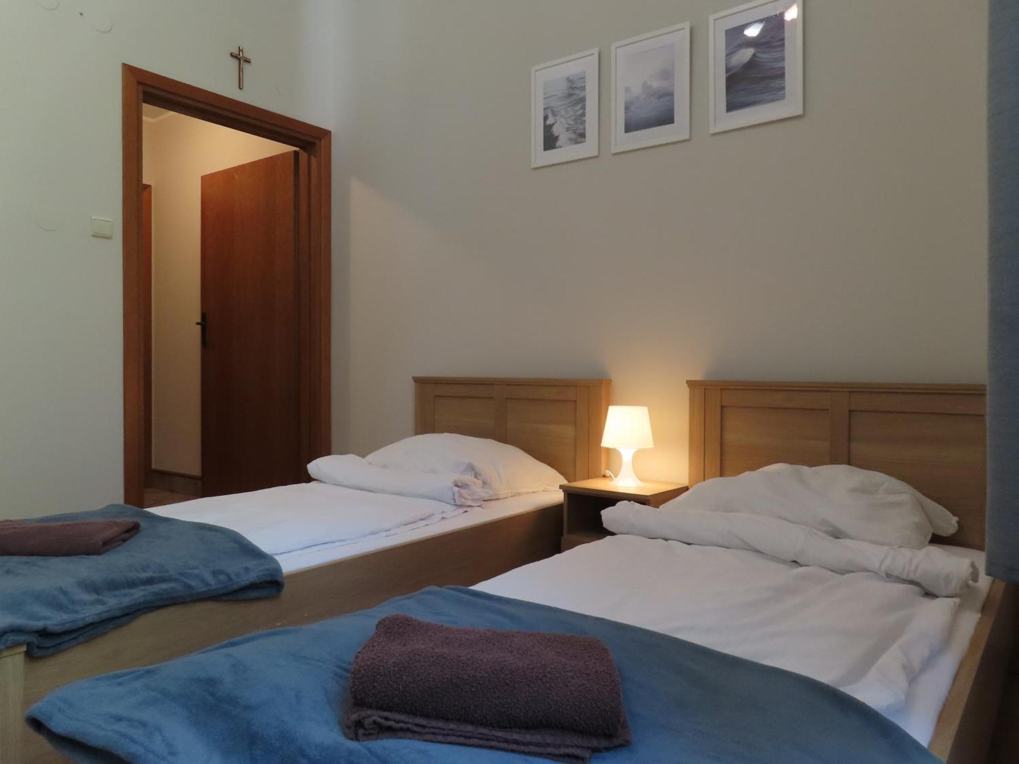 Hotel Dobry Zakatek Dom Rekolekcyjny Konstancin-Jeziorna Exterior foto